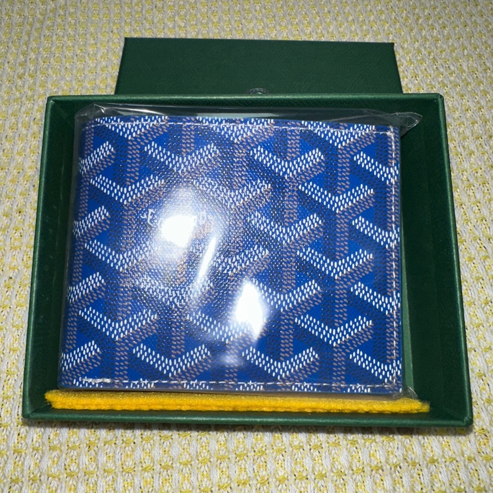 Brand-new Goyard light blue wallet - Picture 2 of 9